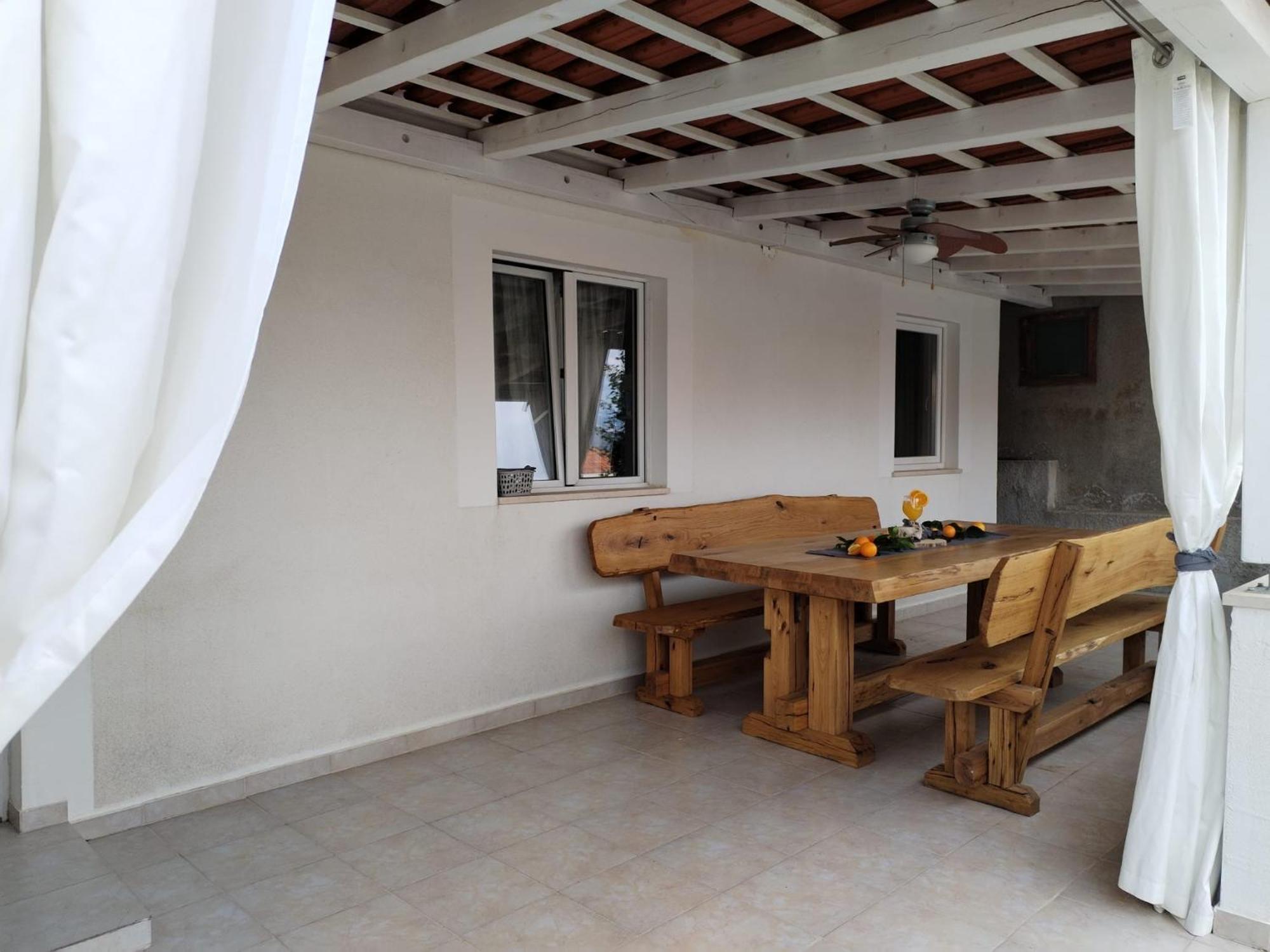 Apartment Vita Postira Exterior photo